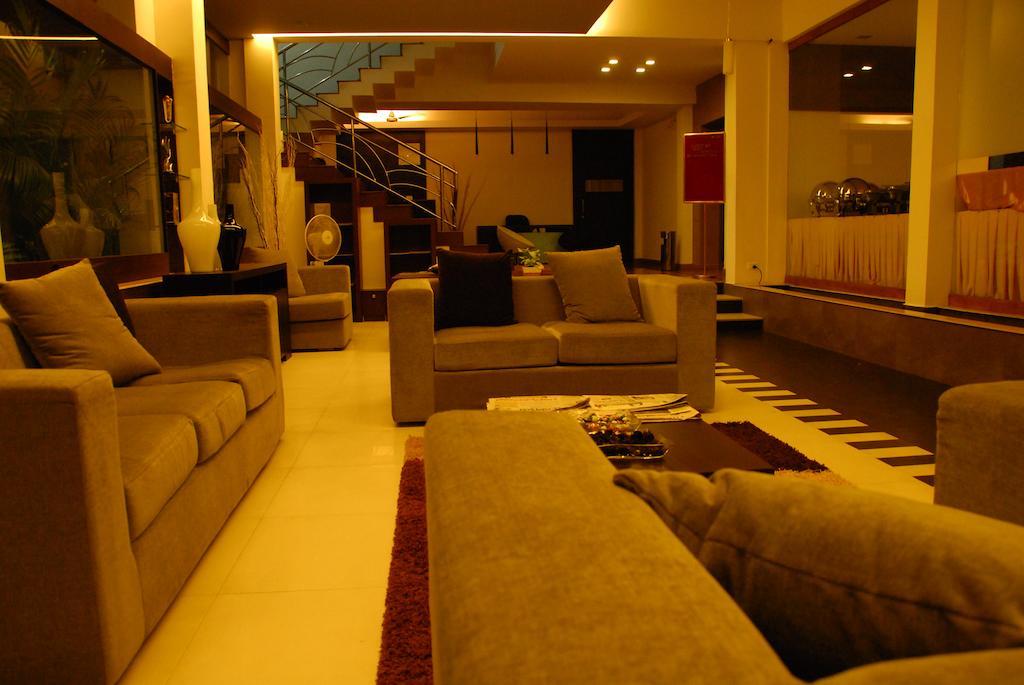 Sayoojyam Residency Hotel Palakkad Ngoại thất bức ảnh
