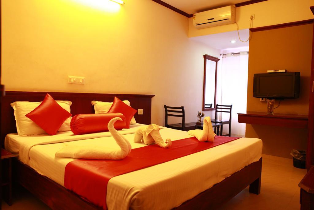 Sayoojyam Residency Hotel Palakkad Phòng bức ảnh