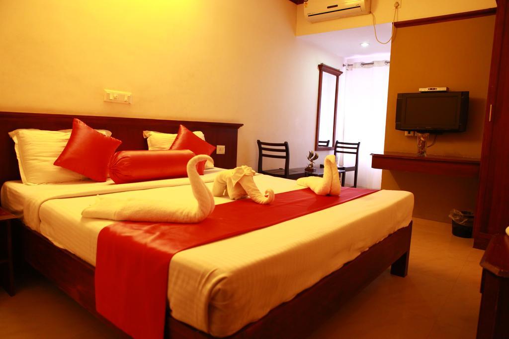 Sayoojyam Residency Hotel Palakkad Phòng bức ảnh