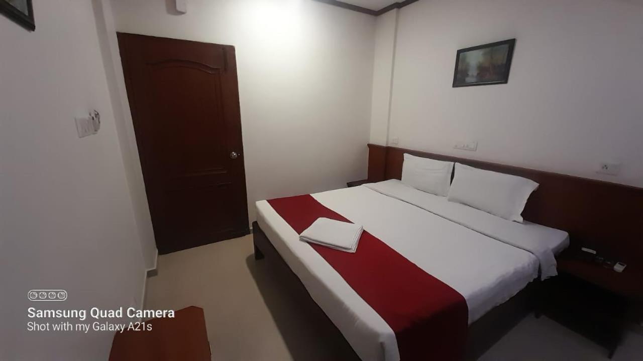 Sayoojyam Residency Hotel Palakkad Ngoại thất bức ảnh
